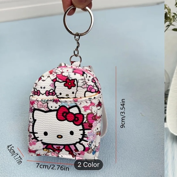 Sanrio White and Pink Mini Bags with Hello Kitty Design - Picture 4 of 4